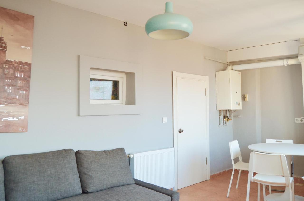 Newly Renovated Cozy Stay O-5 In Taksim Istanbul Exterior foto